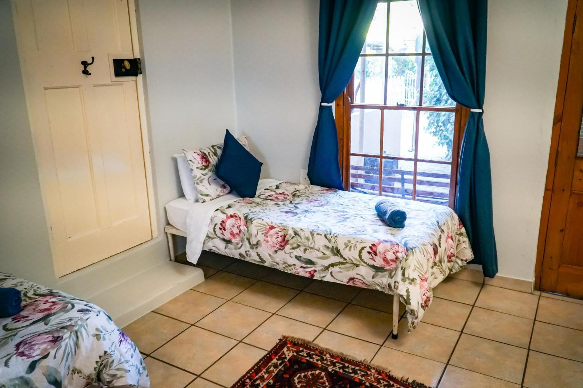 Outentique Accommodation Oudtshoorn Room photo